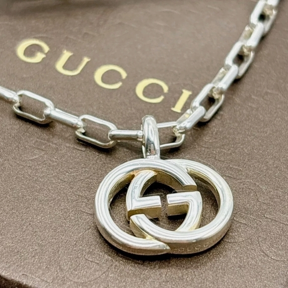 ** SOLD ** SOLD**🌹GUCCI Interlocking Double G 925 Unisex Necklace -EUC - Picture 11 of 12